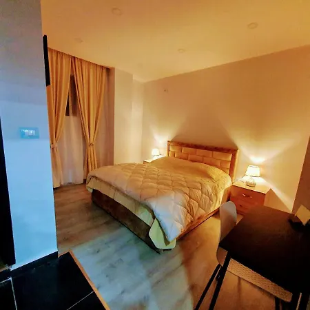 ホテル Citycenterhotel Shkodër