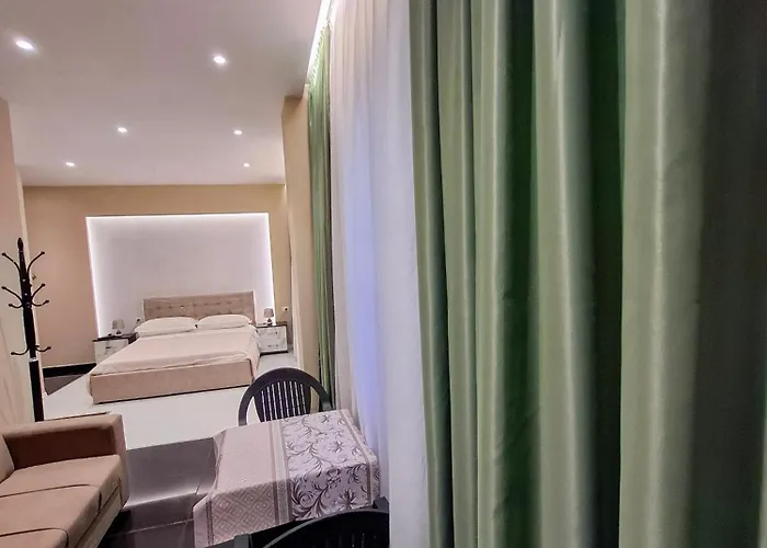 호텔 Citycenterhotel